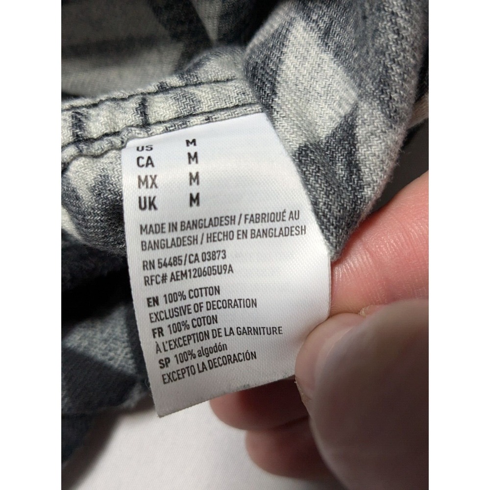 AMERICAN EAGLE CLASSIC FIT Men Medium Black Aztec Southwestern Flannel Shirt - Picture 6 of 16